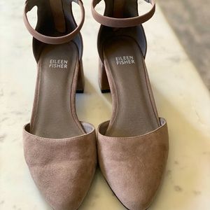 Eileen Fisher Taupe Heels- 7.5
